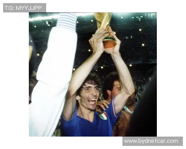 足球明星背后的故事与成就全揭秘,探索他们的辉煌人生与职业生涯